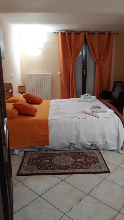 B&B Del Borgo มอนโดวี ภายนอก รูปภาพ