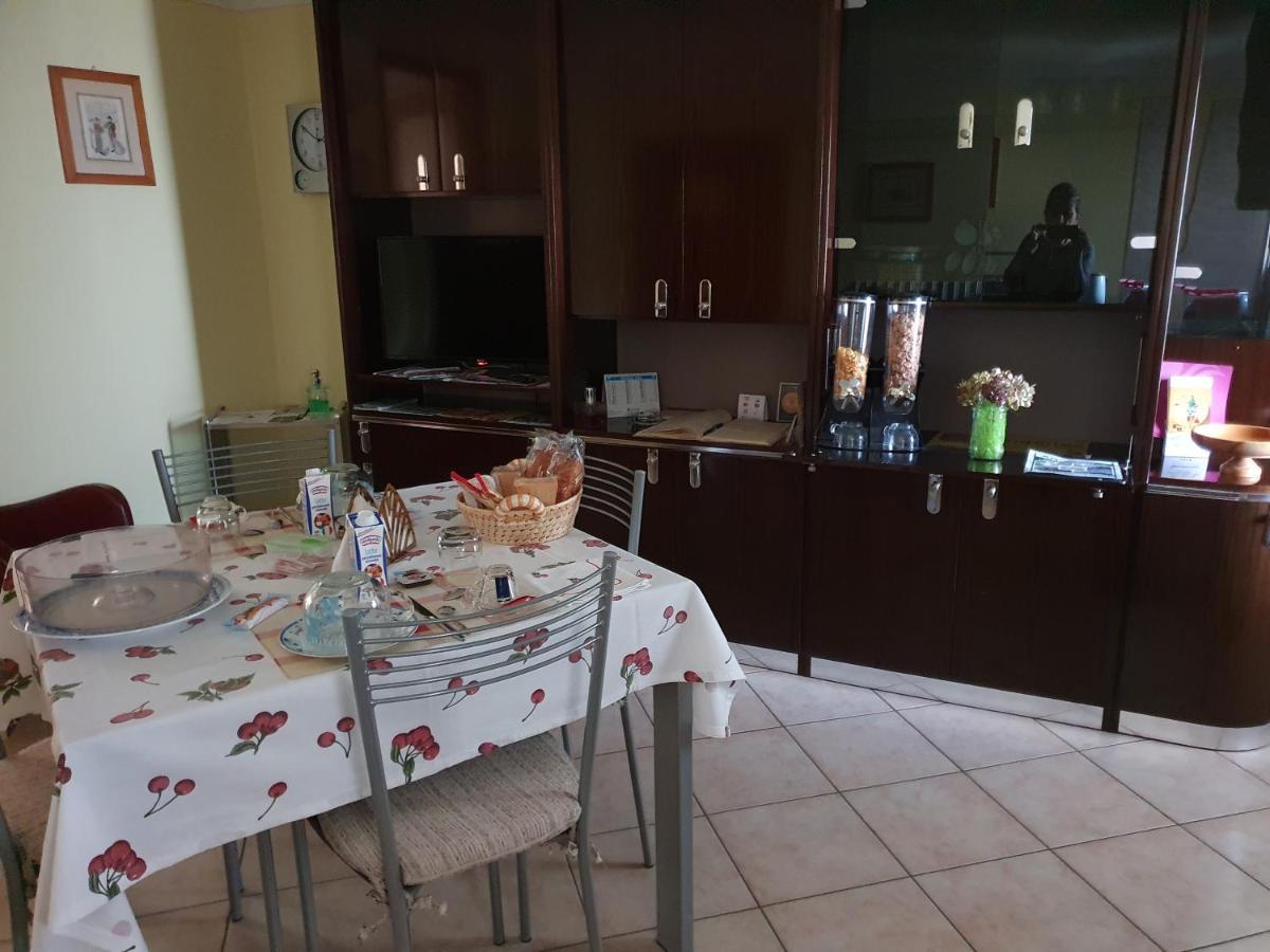 B&B Del Borgo มอนโดวี ภายนอก รูปภาพ